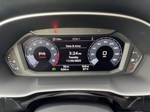 New 2025 Audi Q3 2.0T Premium image 12