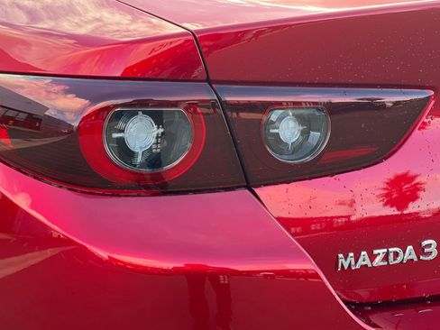Used 2025 MAZDA MAZDA3 s image 29