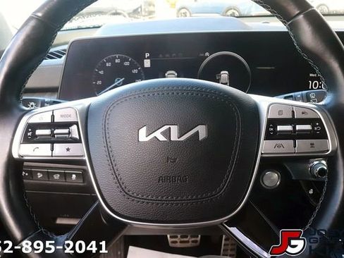 Certified 2023 Kia Telluride SX Prestige AWD/4WD image 20