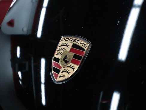 Used 2020 Porsche Taycan Turbo AWD/4WD image 39