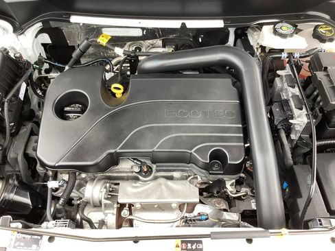 Used 2024 Chevrolet Equinox LT image 35