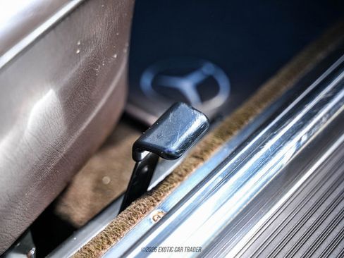 Used 1988 Mercedes-Benz 560 SL image 54