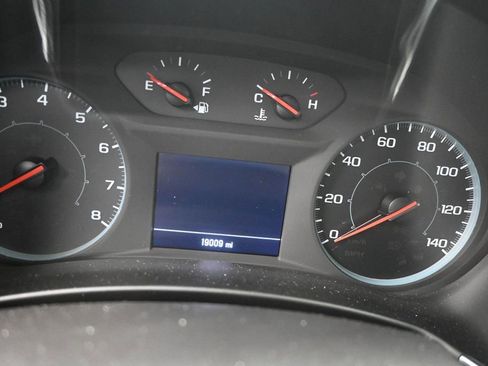 Used 2024 Chevrolet Equinox LS FWD image 11