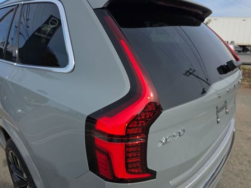 New 2026 Volvo XC90 T8 Plus w/ Protection Package Premier image 39