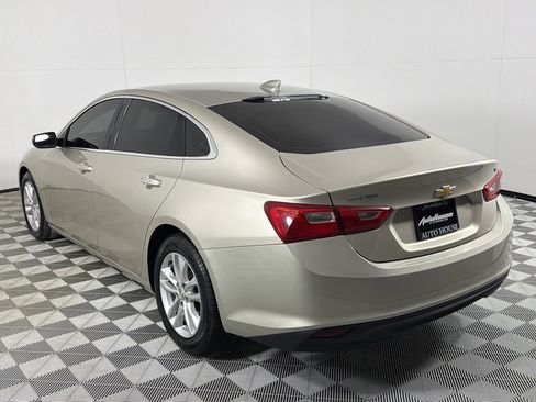 Used 2016 Chevrolet Malibu LT image 6