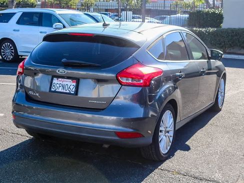 Used 2017 Ford Focus Titanium image 4