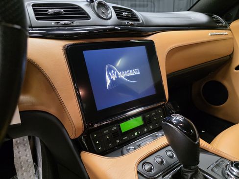 Used 2018 Maserati GranTurismo Sport image 25