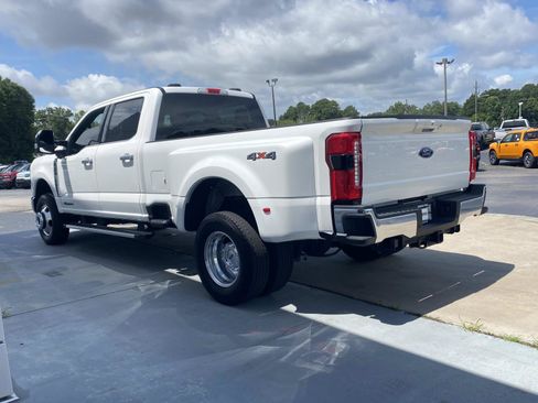 Used 2025 Ford F350 Lariat w/ Chrome Package AWD/4WD image 7