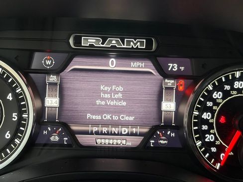 Used 2020 RAM 1500 Big Horn AWD/4WD image 32