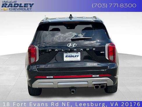 Used 2023 Hyundai Palisade SEL w/ Cargo Package AWD/4WD image 4