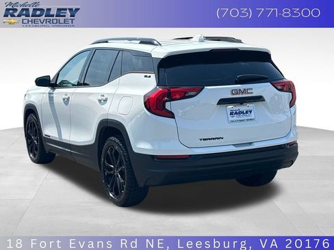 Certified 2021 GMC Terrain SLE w/ Driver Convenience Package FWD image 3