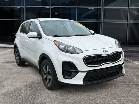 Used 2022 Kia Sportage LX image 1