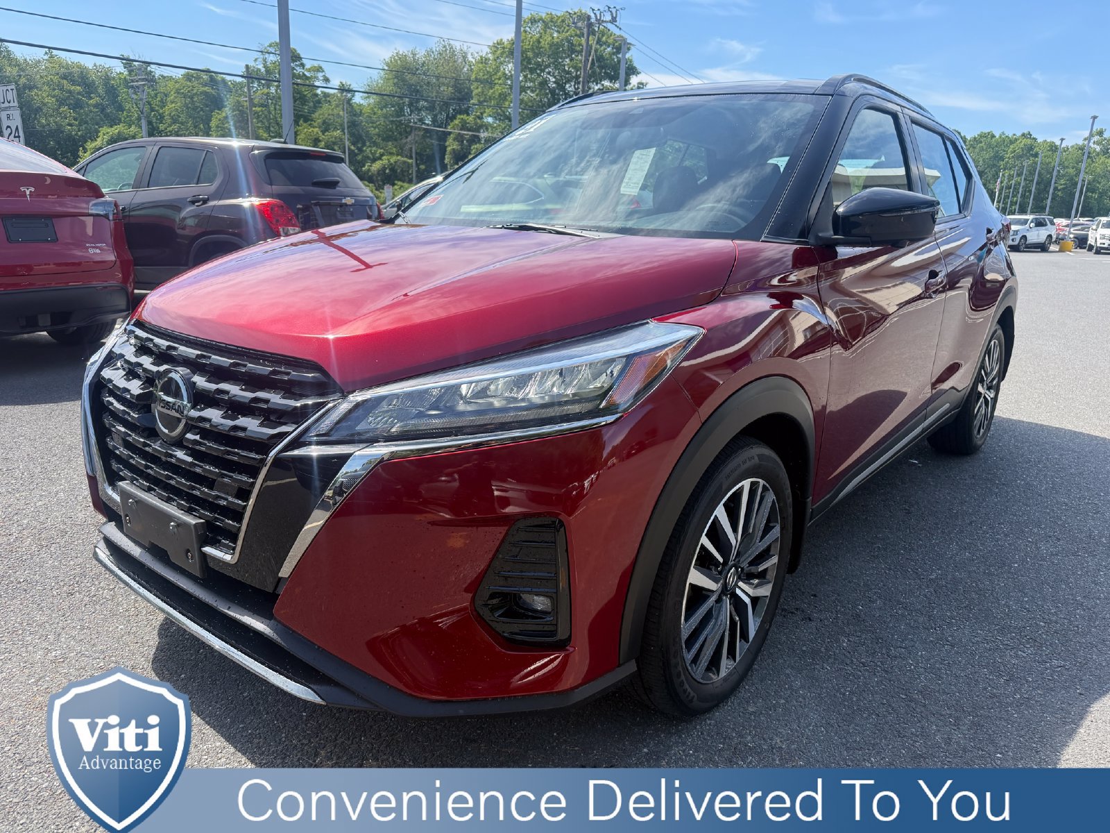Used 2021 Nissan Kicks SR FWD image 4