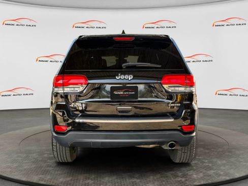 Used 2017 Jeep Grand Cherokee Limited AWD/4WD image 9
