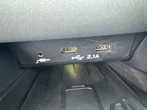 Used 2022 Subaru Legacy Limited XT image 32