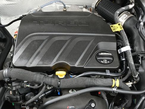 Used 2024 Buick Encore GX Preferred FWD image 37