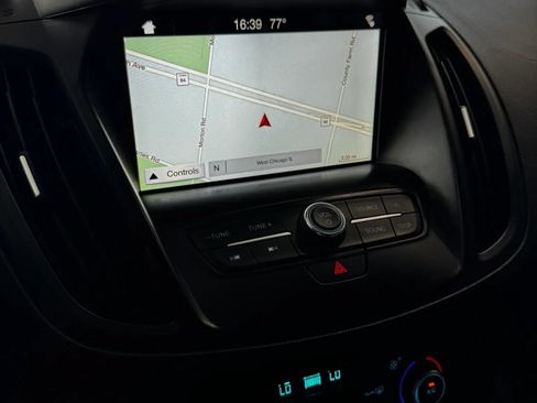 Used 2017 Ford Escape SE w/ Equipment Group 201A FWD image 26