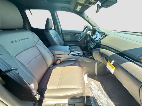 New 2026 Honda Ridgeline Black Edition image 24