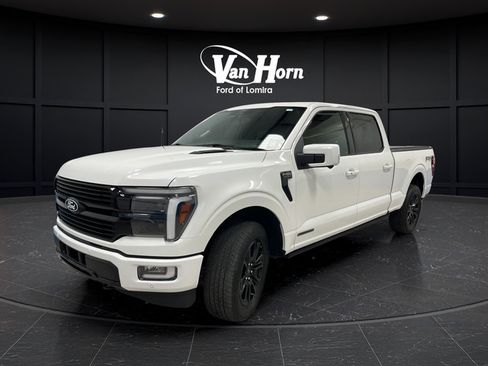 Used 2025 Ford F150 Platinum w/ Equipment Group 702A High AWD/4WD image 3