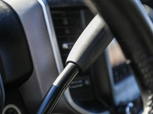 Used 2019 RAM 2500 Big Horn w/ Night Edition image 23