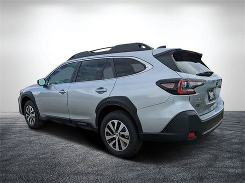 New 2025 Subaru Outback Premium image 6