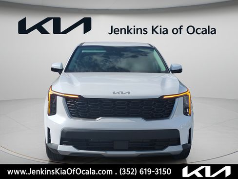 New 2026 Kia Sorento LX FWD image 7