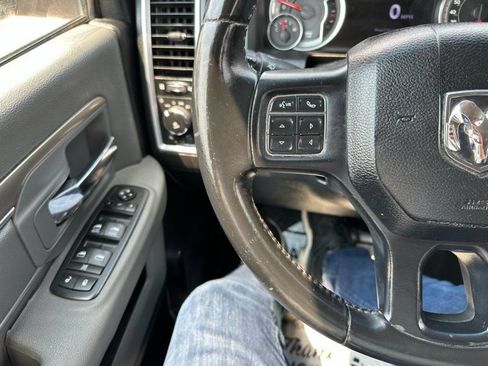Used 2016 RAM 1500 SLT RWD image 16