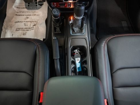 New 2026 Jeep Wrangler Unlimited Rubicon w/ Technology Group image 26