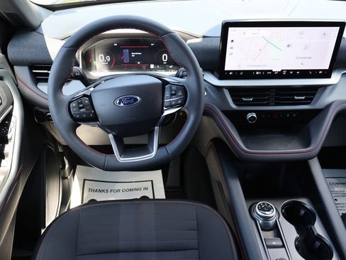 Used 2026 Ford Explorer ST-Line w/ ST-Line Street Pack AWD/4WD image 6