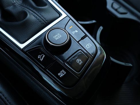 Used 2023 Kia Sportage SX image 26