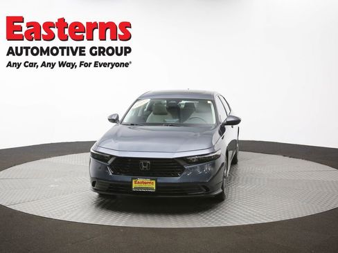 Used 2023 Honda Accord EX image 54