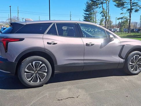 New 2026 Chevrolet Blazer EV LT FWD image 3