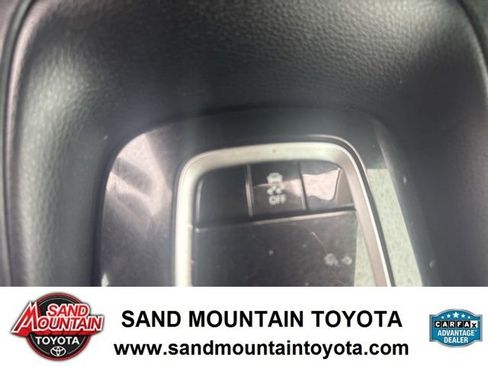 Used 2023 Toyota Corolla LE image 20