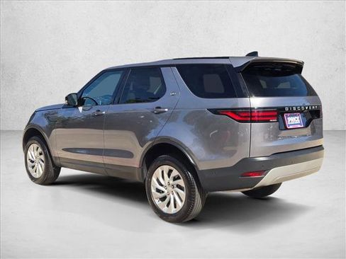 Used 2025 Land Rover Discovery S AWD/4WD image 7