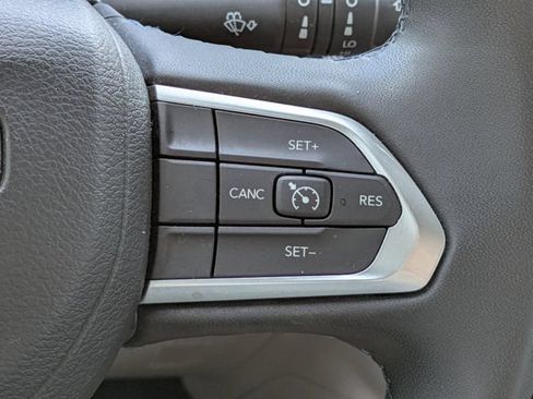 Certified 2022 Jeep Compass Latitude FWD image 18
