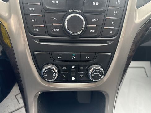 Used 2015 Buick Verano FWD image 24