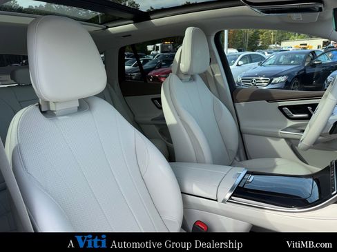 Used 2023 Mercedes-Benz EQE 350+ 4MATIC SUV image 31