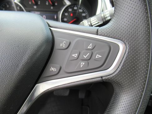 Used 2022 Chevrolet Equinox LT FWD image 23