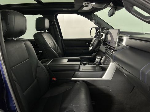 Used 2022 Toyota Tundra Platinum image 32