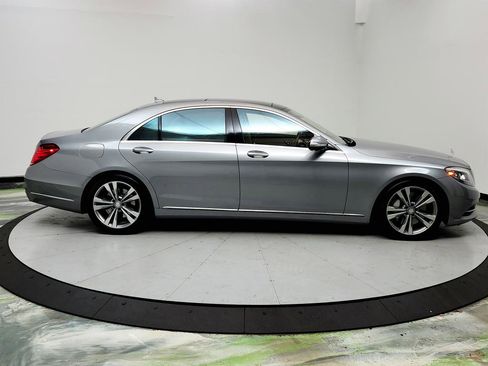 Used 2014 Mercedes-Benz S 550 Sedan image 4