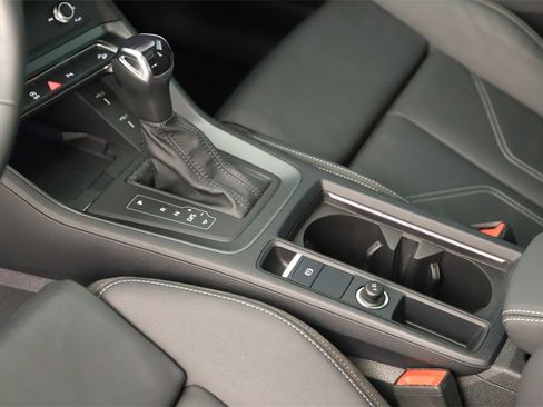 Certified 2022 Audi Q3 2.0T Premium Plus image 17