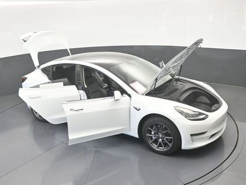 Used 2019 Tesla Model 3 image 68