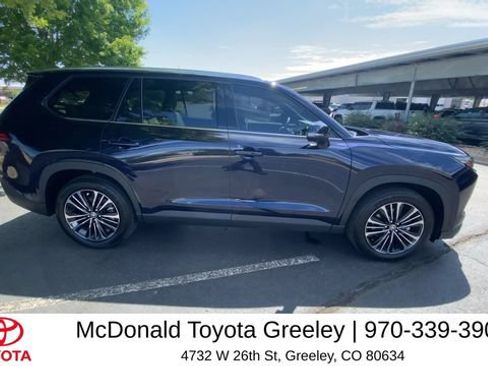 Used 2025 Toyota Grand Highlander AWD Hybrid image 8
