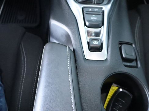 Used 2019 Chevrolet Camaro LT w/ Technology Package RWD image 20