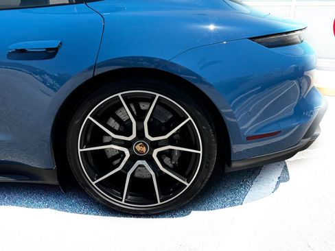 Used 2024 Porsche Taycan Turbo S w/ Premium Package AWD/4WD image 4