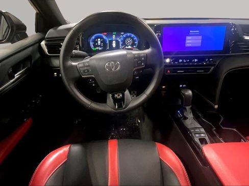 Used 2026 Toyota Camry XSE AWD/4WD image 6