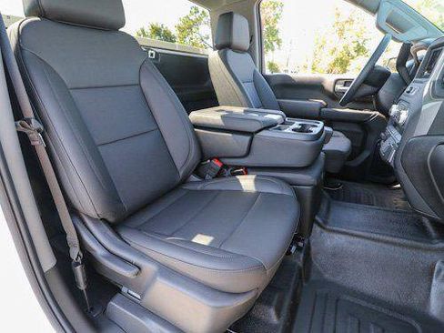 New 2025 GMC Sierra 2500 Pro w/ Convenience Package AWD/4WD image 22
