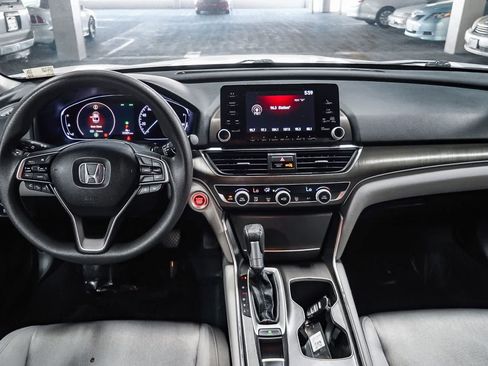 Used 2020 Honda Accord LX image 12
