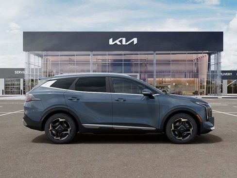 New 2026 Kia Sportage EX AWD/4WD image 7