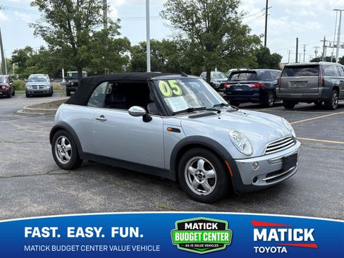 Used 2005 MINI Cooper Convertible FWD image 1
